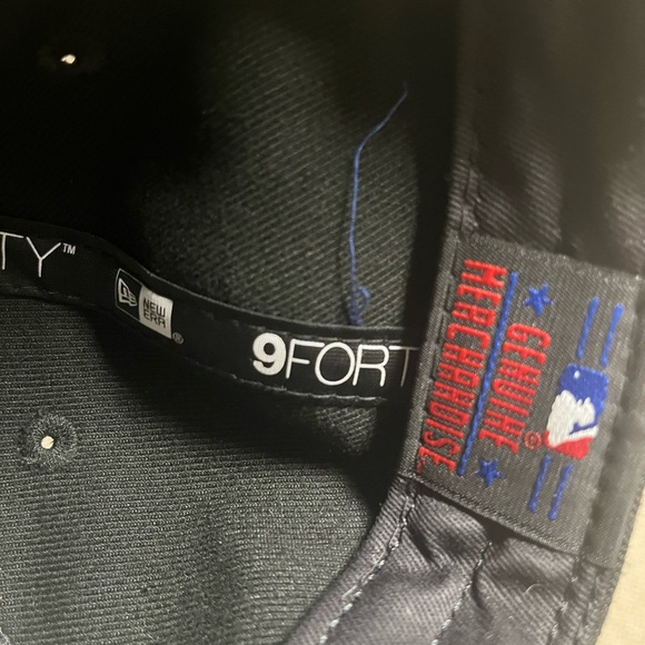 New Era Pittsburgh Pirates Hat, Youth Adjustable Hat, Black, BNWT - Picture 5 of 5